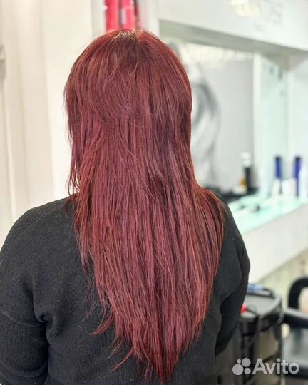 Стилист Модельных стрижек и сложных окрашиваний