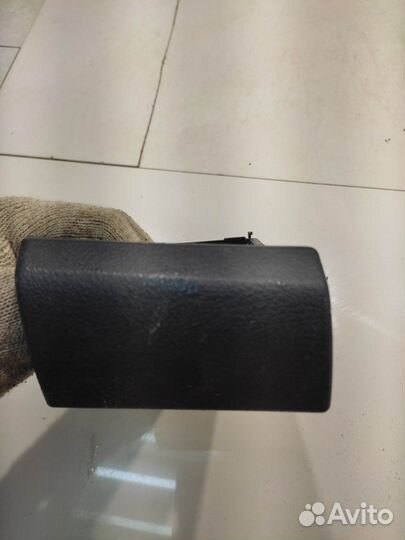 Подстаканник(левый) (Toyota Hilux viii)