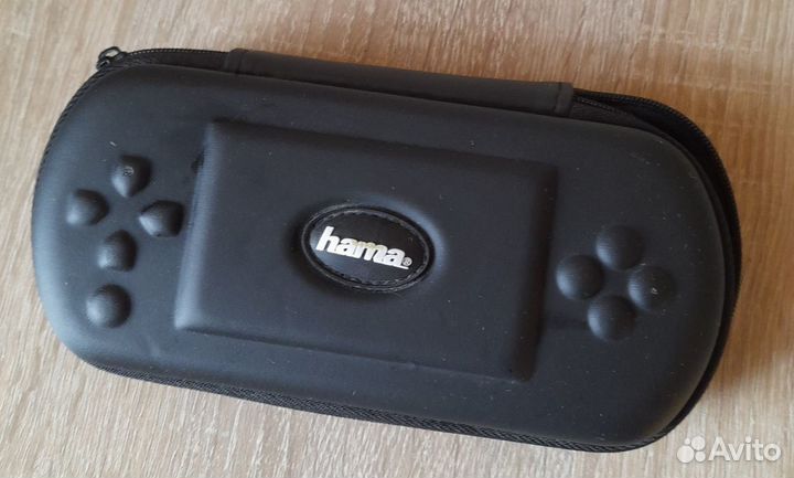 Чехлы на телефоны