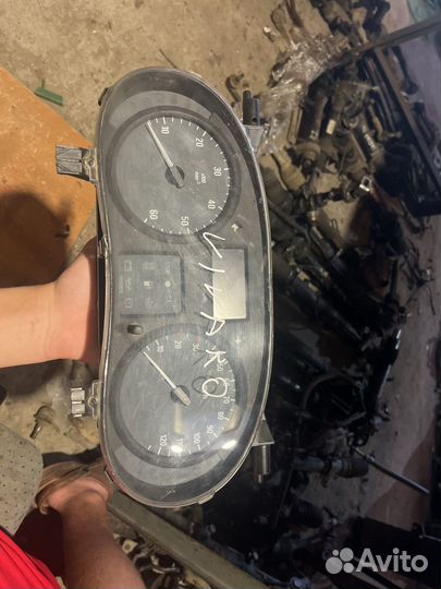 Панель приборов Opel vivaro