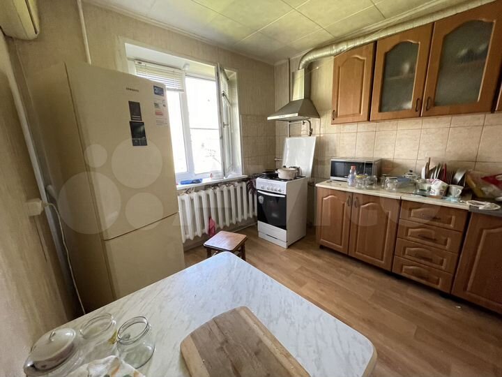 2-к. квартира, 52 м², 1/5 эт.