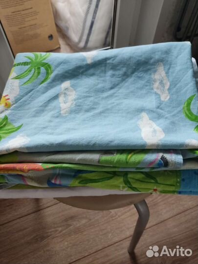 Дет ватное одеяло и два комп пост белья
