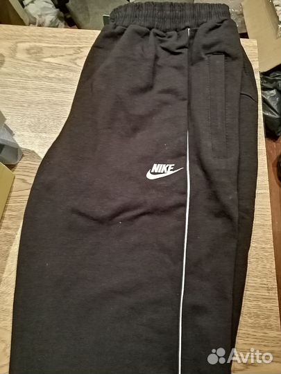 Спортивные штаны Nike