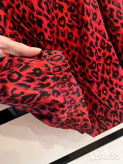 Блузка женская р 42 44