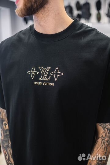 Футболка мужская LV