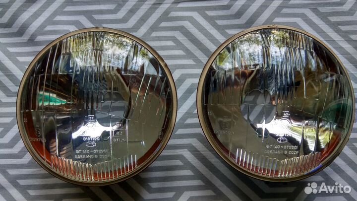 Унифицированная круглая фара фг137 (СССР)