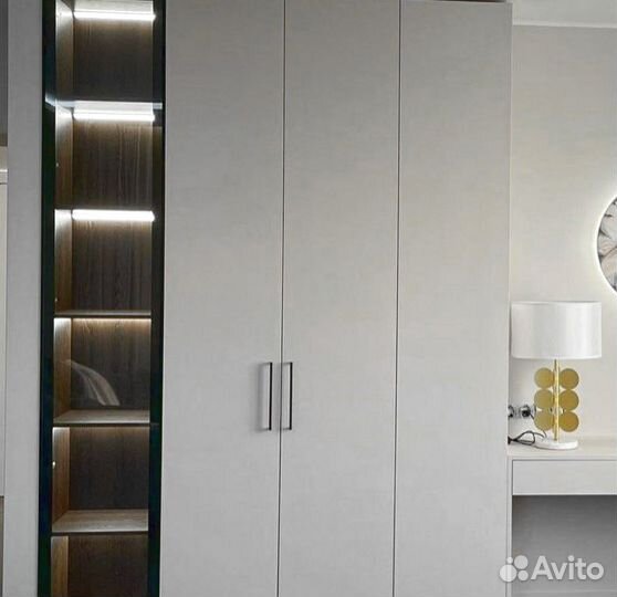 Шкаф / Шкаф в прихожую