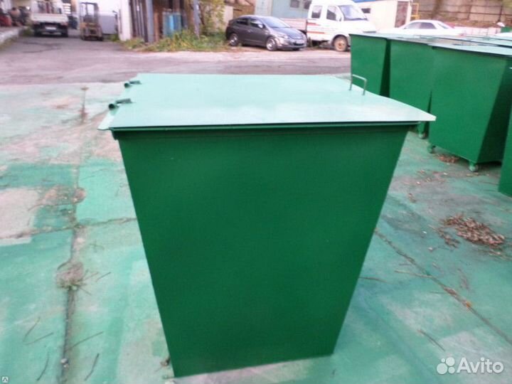 Мусорный контейнер 0.75 м3 с крышкой