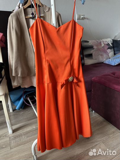 Роскошное платье в идеальном состоянии, р-р 44, М