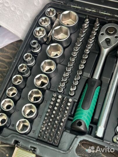 Набор инструментов 215+1 предметов