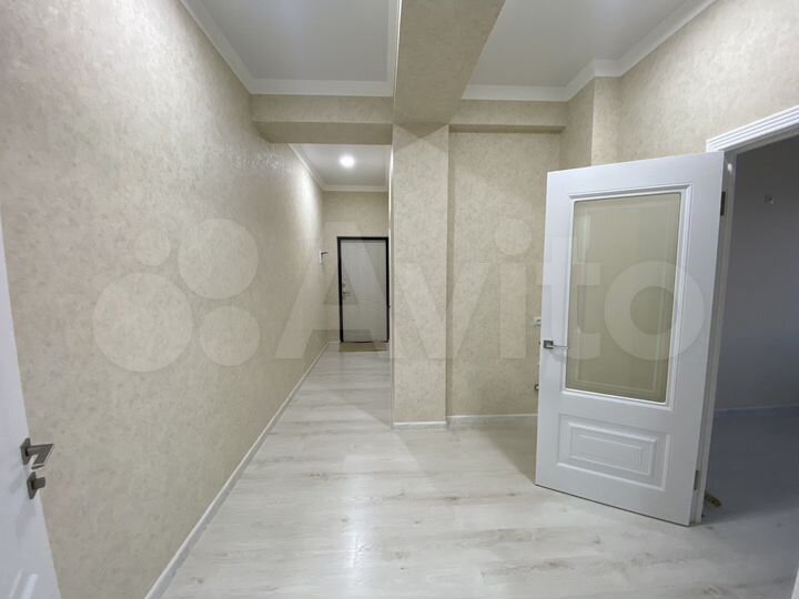 2-к. квартира, 67 м², 9/9 эт.