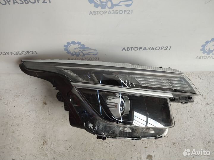 Фара правая Kia Seltos