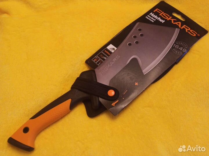 Редкая новинка топорик Фискарс