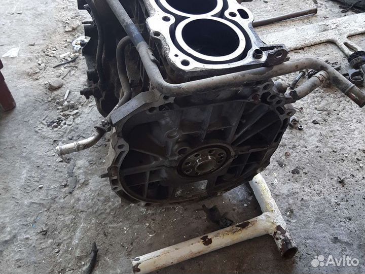 Блок двигателя 1AZ Toyota 2.0i