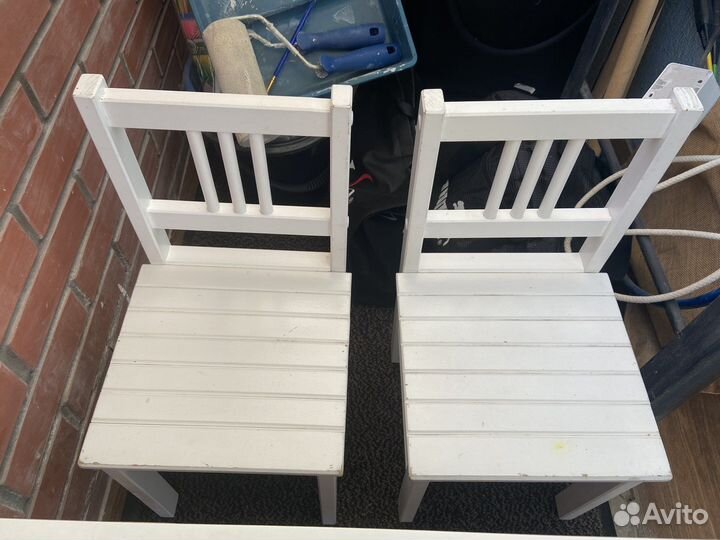 Детский стол со стульями