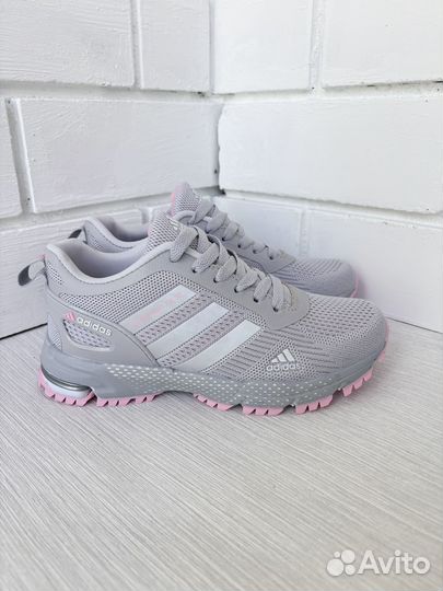 Новые женские летние кроссовки Adidas