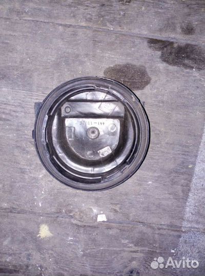Крышка(Заглушка) передней фары Ауди 80