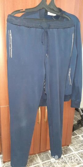 Костюм спортивный