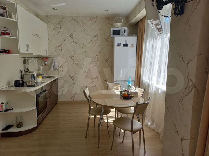 Квартира-студия, 32,8 м², 2/3 эт.