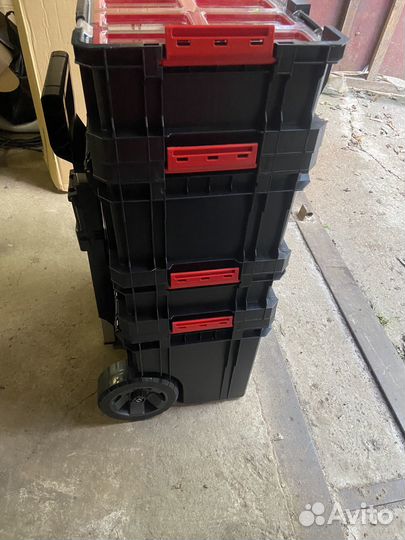 Ящики для инструментов qbrick