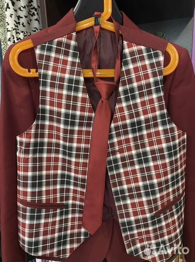 Пиджаки школьные