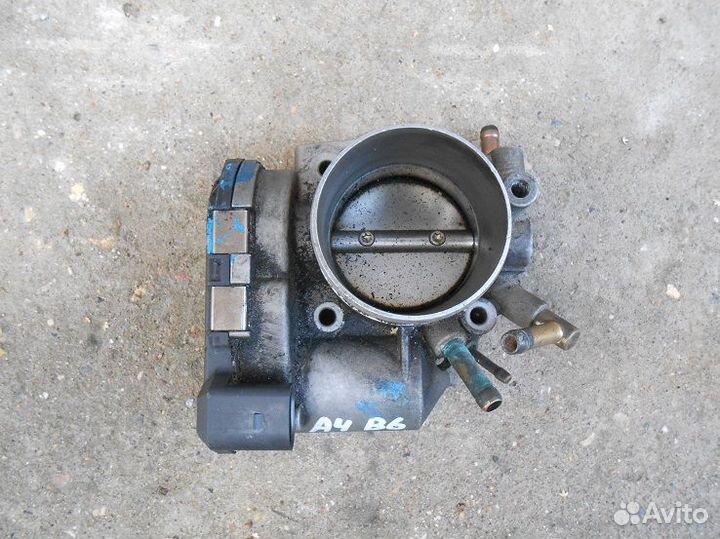 Дроссельная заслонка VW Audi 2.0 ALT 06B133062H