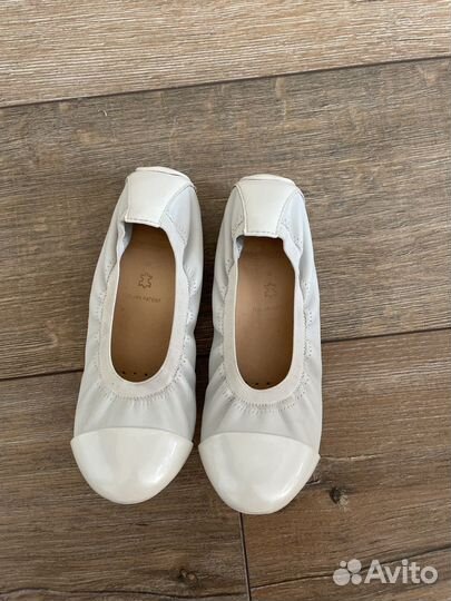 Балетки белые geox 32