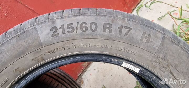 Continental ContiPremiumContact 5 215/60 R17 96H
