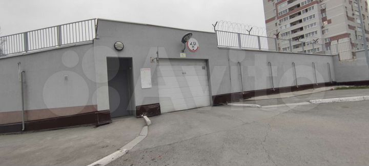 Машиноместо, 14 м²