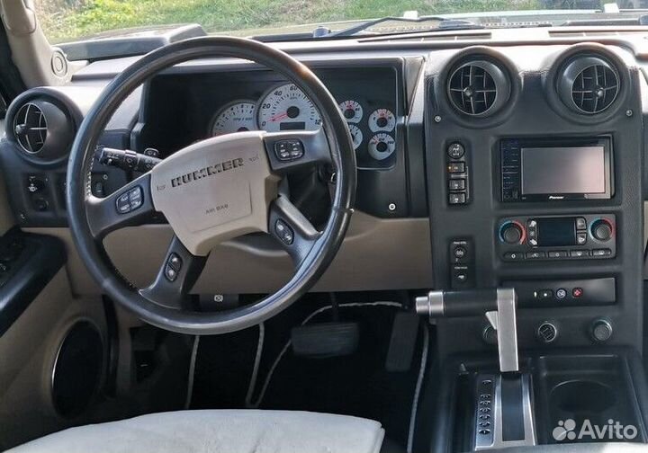 Hummer H2 6.0 AT, 2003, 168 500 км