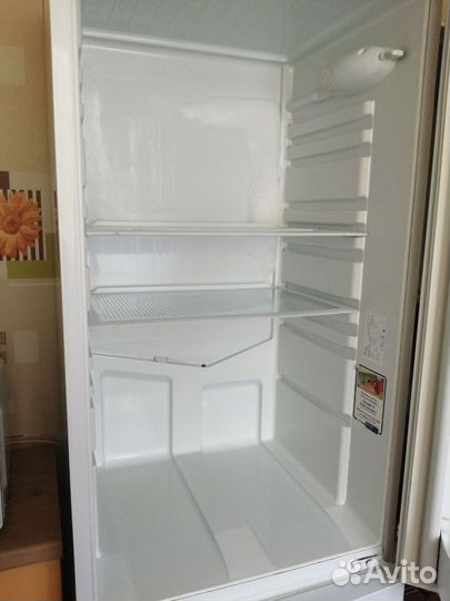 Холодильник бу indesit