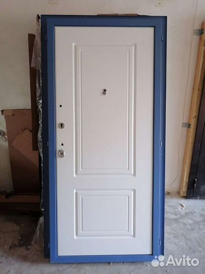 Дверь входная металлическая