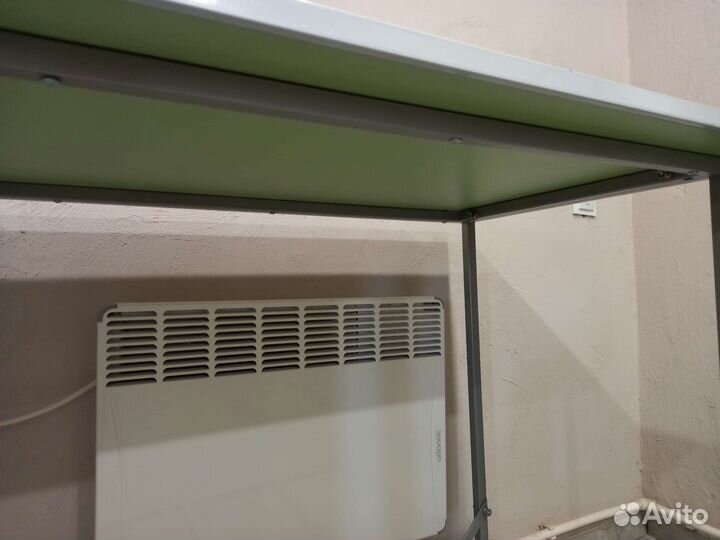 Стол нейтральный нержавейка