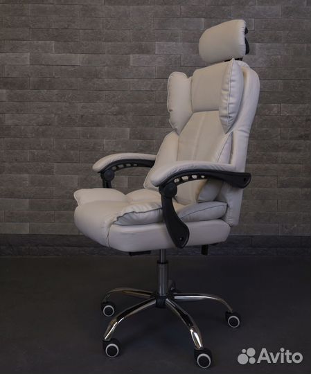 Офисное кресло (геймерское). Кресло для директора