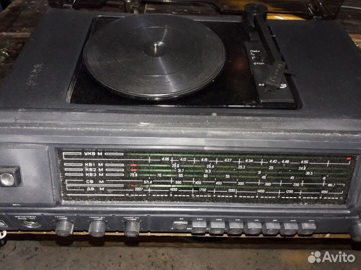 Проигрыватель винила