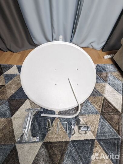 Антенна спутниковая