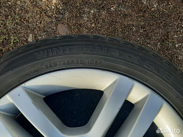 Dunlop Winter Maxx 265/45 R20