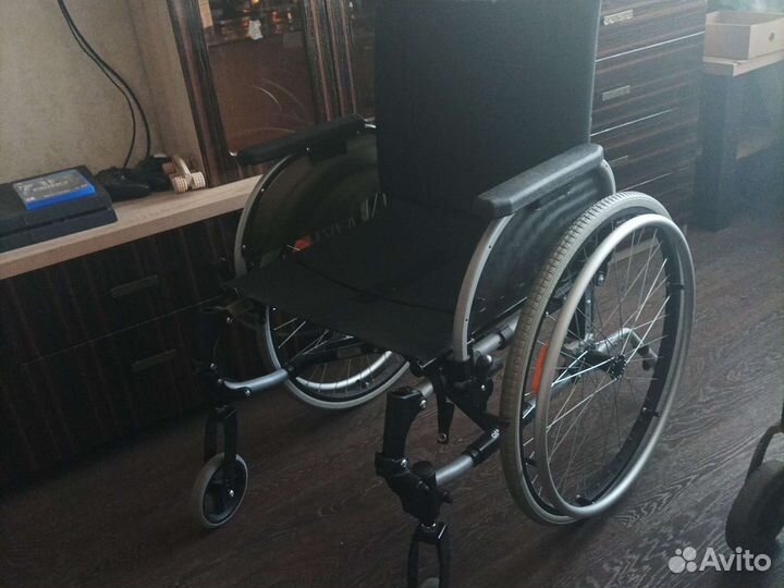Коляска инвалидная