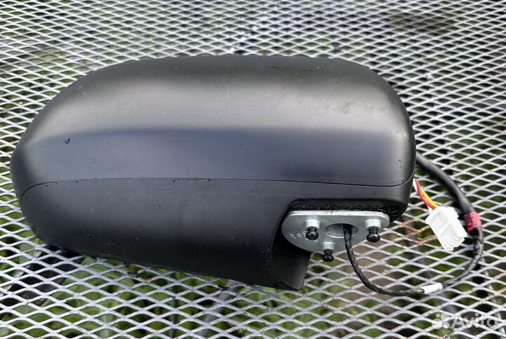 Зеркало наружнее Toyota sienna