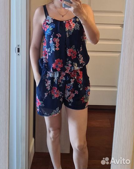 Италия комбинезон шорты цветочный 42-44