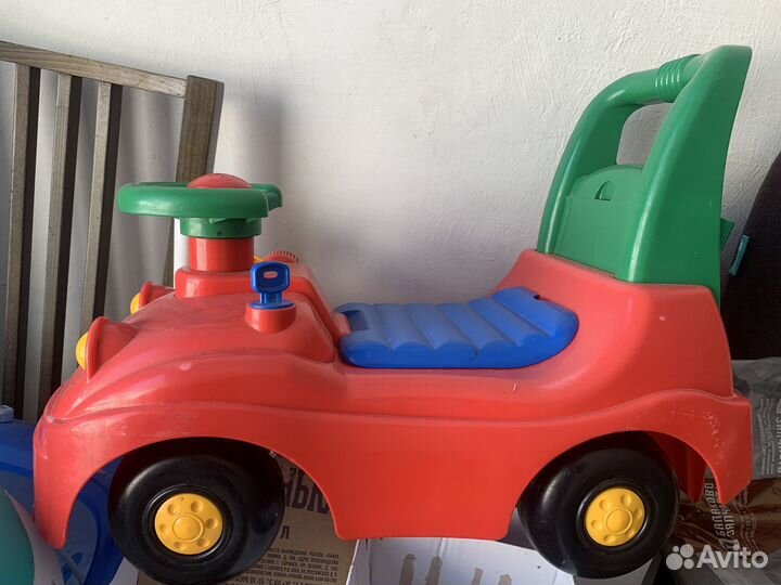 Детская машинка каталка Chicco