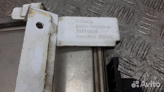 Блок управления двс land rover freelander 2 (98Z13