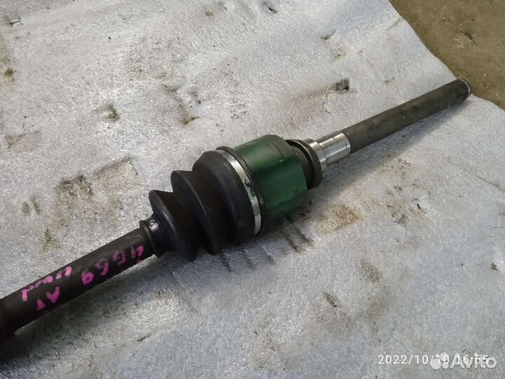 Привод правый Mitsubishi Grandis 4wd