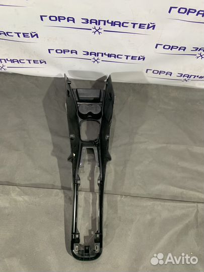 Консоль между сидений Fiat Linea 2010 735424869