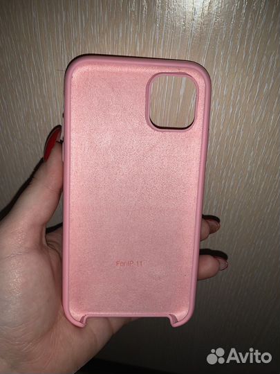 Чехол на iPhone 11