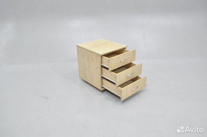 Подкатная офисная тумба