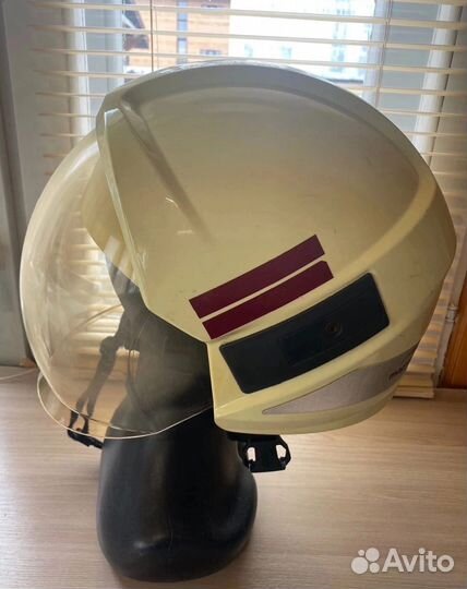 Шлем каска пожарного Magma Bullard