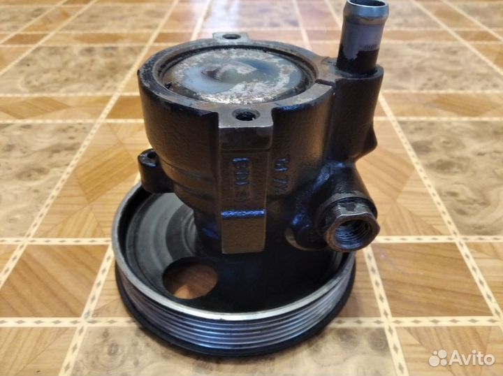 Насос гур рено TD 7X 30 F9