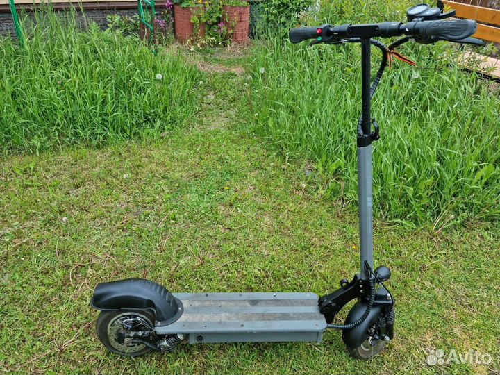 Самокат взрослый электрический бу