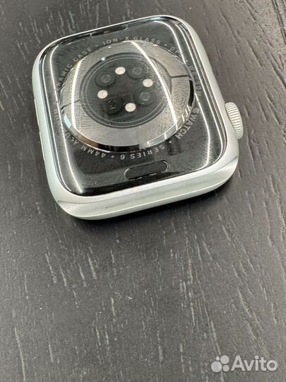 Часы apple watch 6 44mm silver